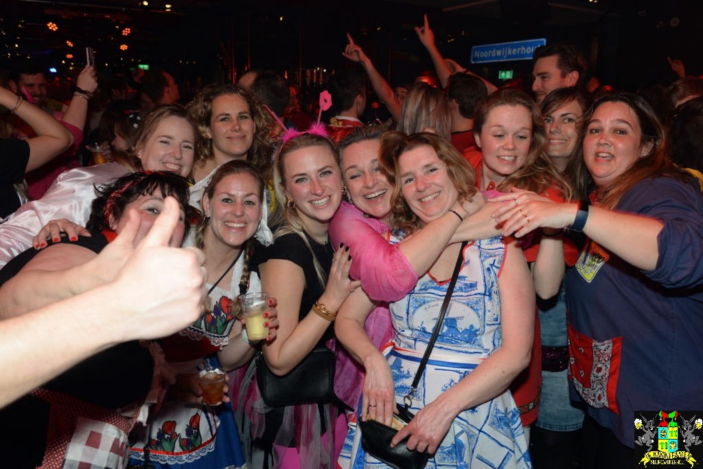 ../Images/Carnavals maandagavond in VdG 411.jpg